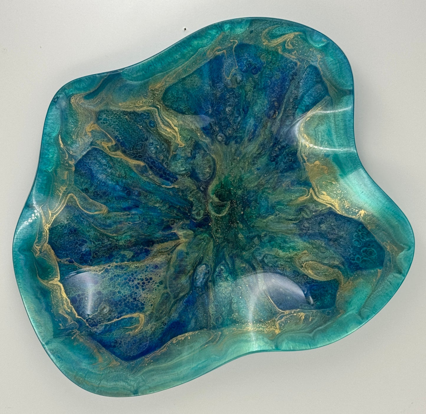 16x15x3 Resin “Sea Bloom