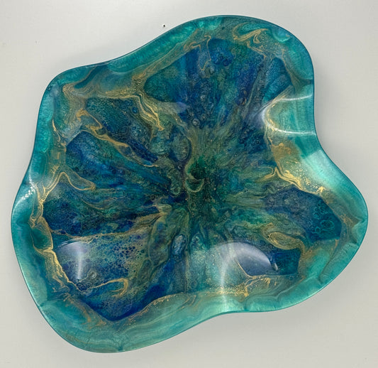 16x15x3 Resin “Sea Bloom